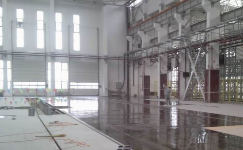 循化通用环氧地坪中涂